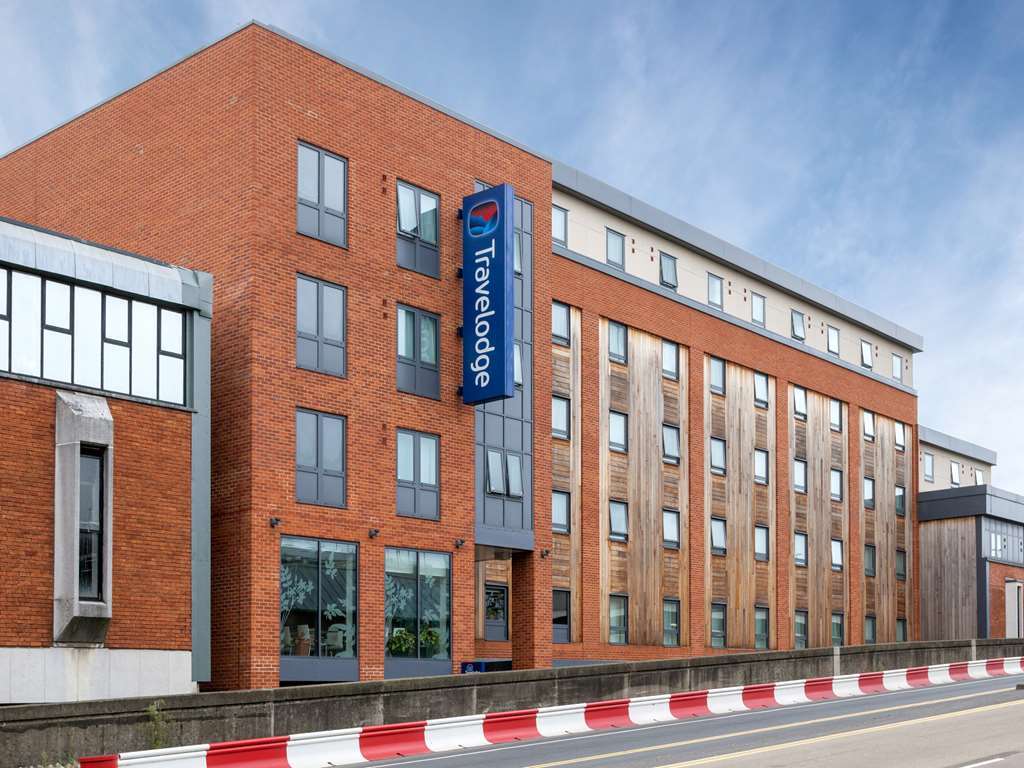 Travelodge High Wycombe Central Dış mekan fotoğraf